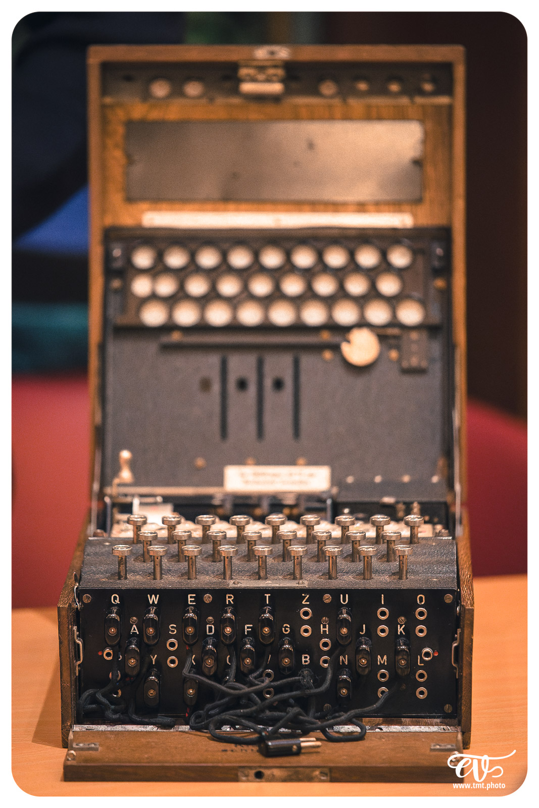 EDMON KERN ET SA MACHINE ENIGMA